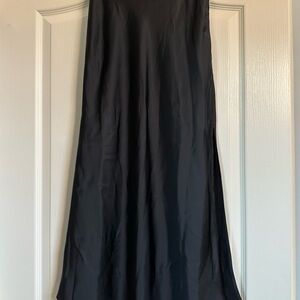 Abercrombie & Fitch Black satiny/silky Midi Skirt XSP